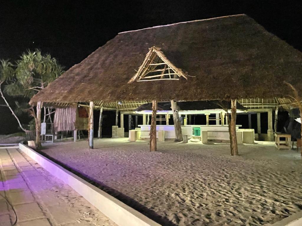 Jambo Beach Hotel Paje Ngoại thất bức ảnh